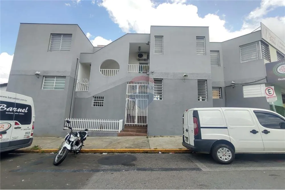 Salas Comerciais -Piso Superior em Salto SP.