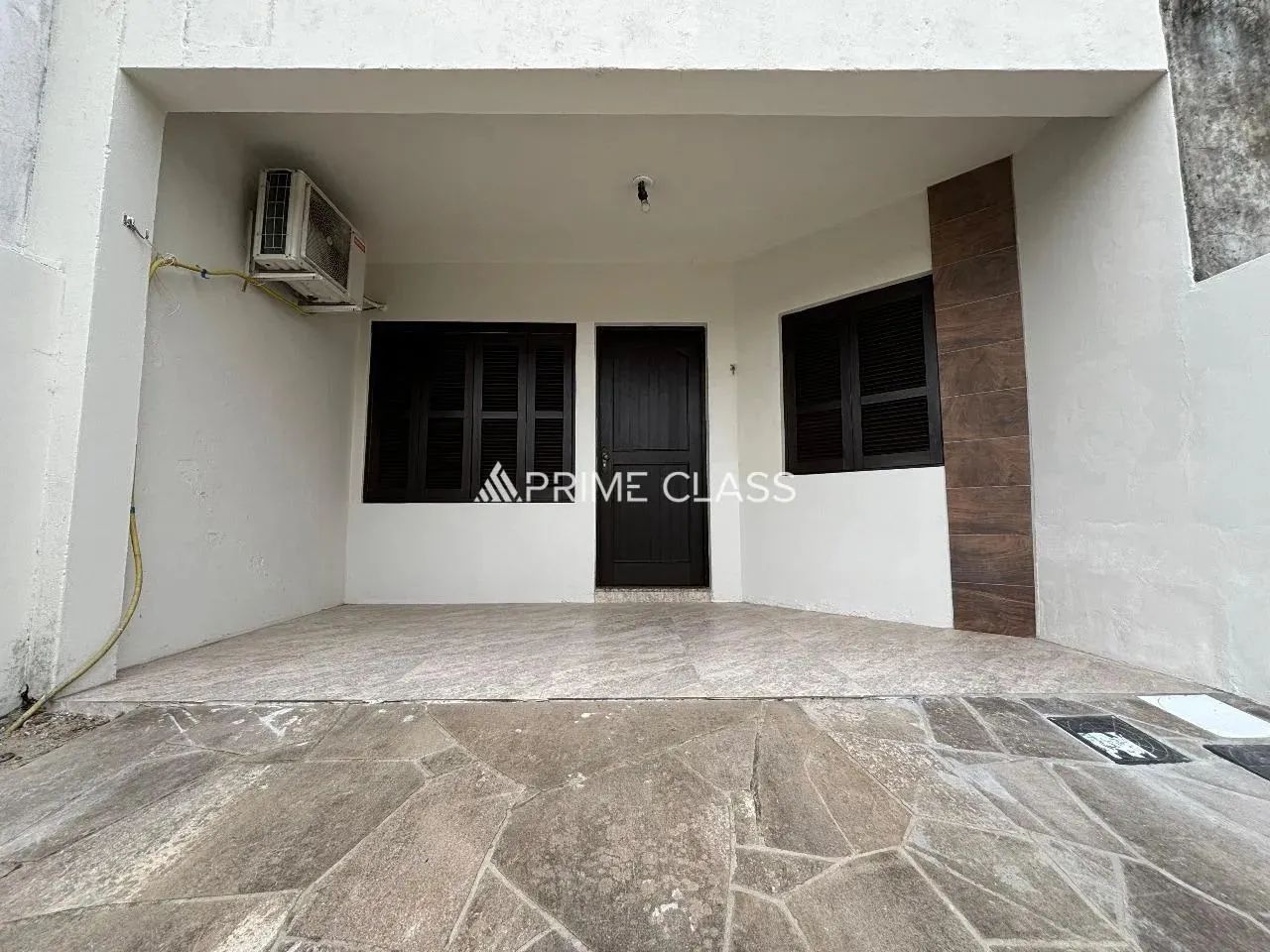 Casa com 1 dormitório - Bairro Moinhos de Vento, Canoas/ RS