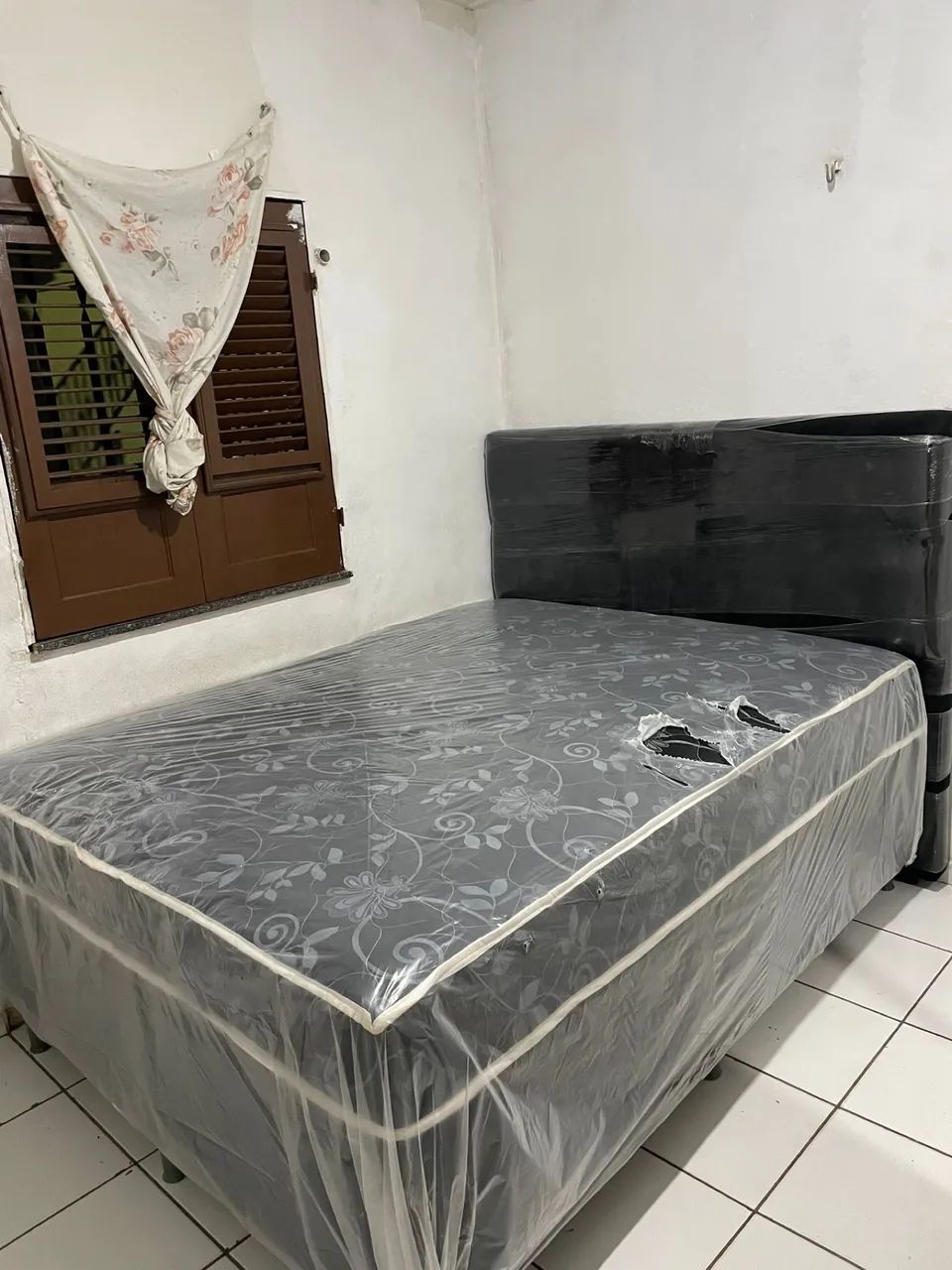 CAMA QUEEN COLCHÃO COM BASE MOLAS ENSACADAS  - Foto 3