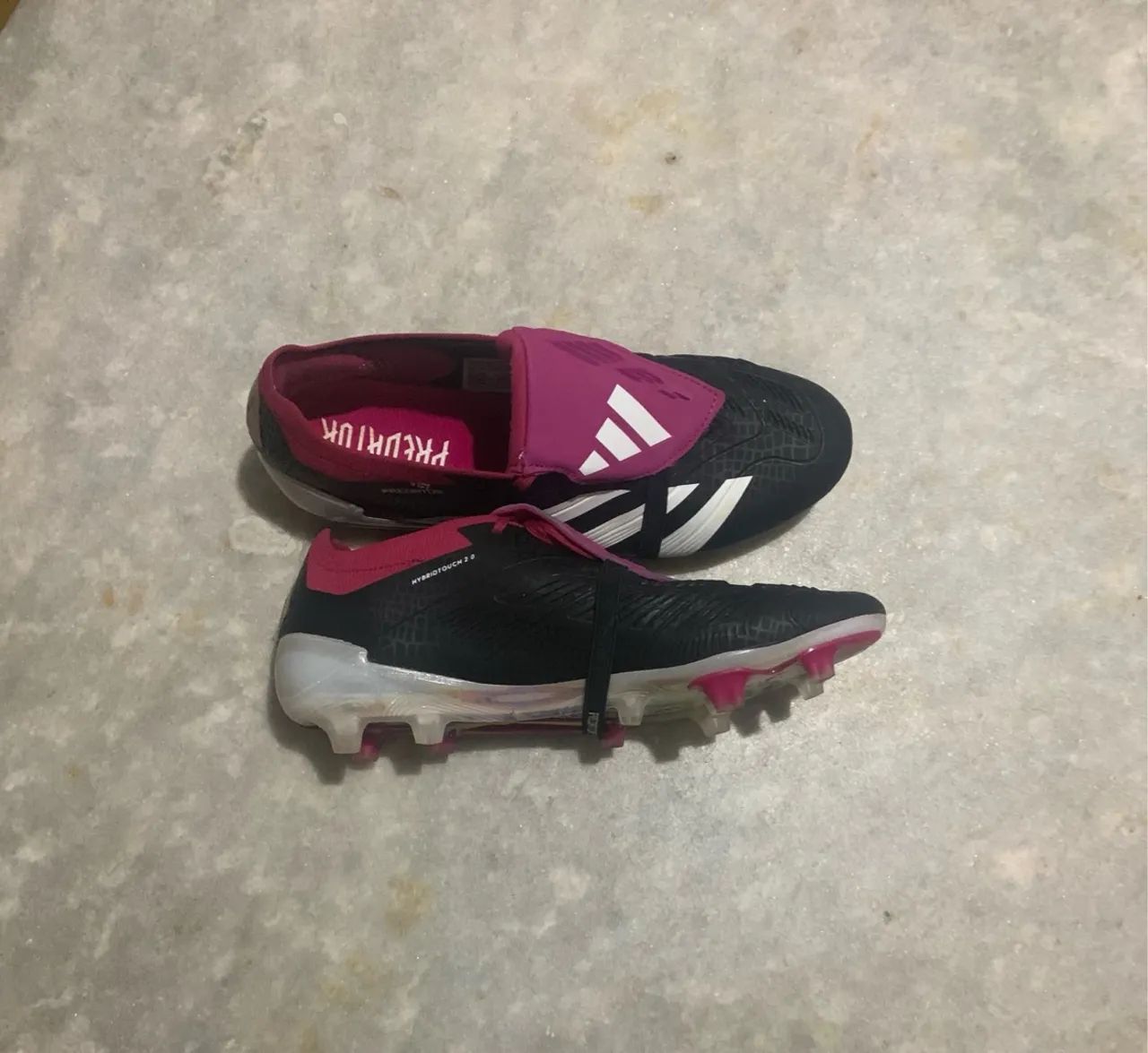 Chuteira Adidas Predator 40/41 - Foto 2