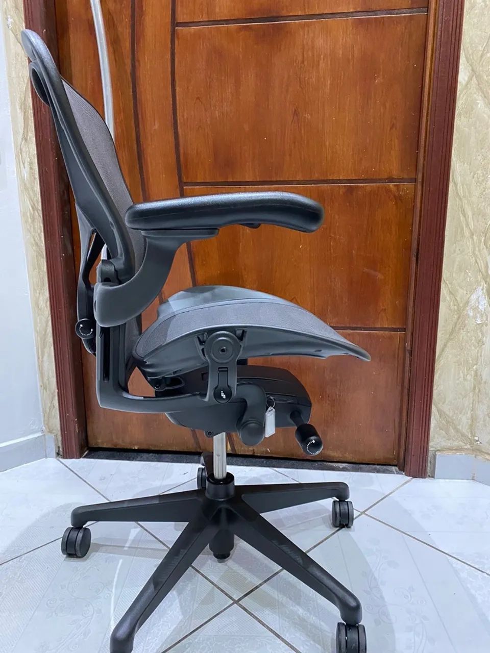 Cadeira Herman Miller new Aeron B Entrega grátis sp capital  - Foto 4