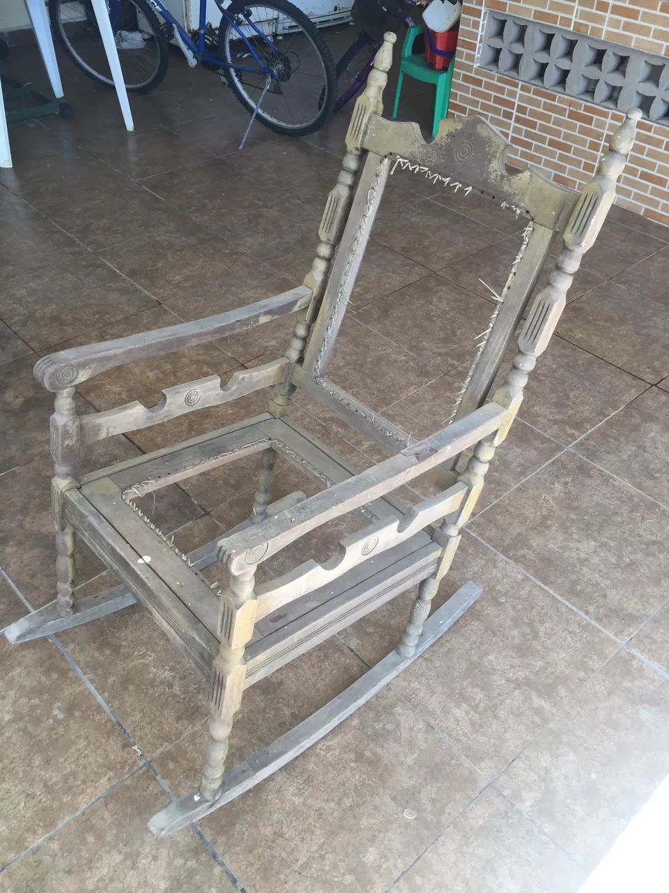 Cadeira de balanço antiga 