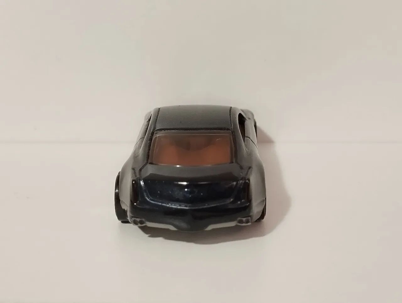 Miniatura Hot Wheels Cadillac - Foto 5