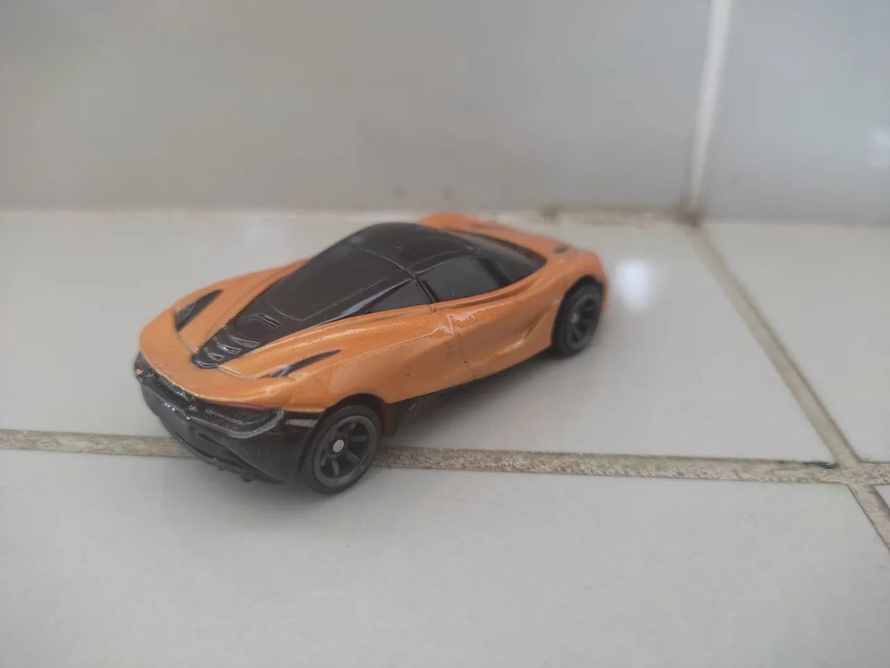 Miniatura mclaren 720s hot wheels Speed machines  - Foto 3
