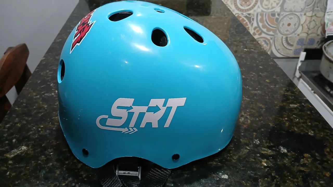 Capacete Traxart Strt - G (59-60cm) para Patins