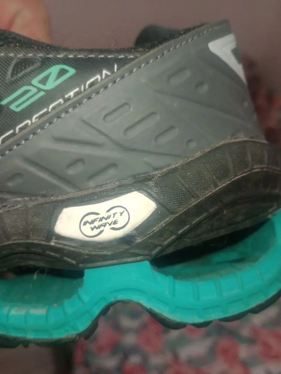 Tênis Mizuno Wave Creation