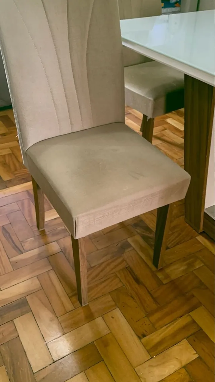 Mesa de jantar retangular