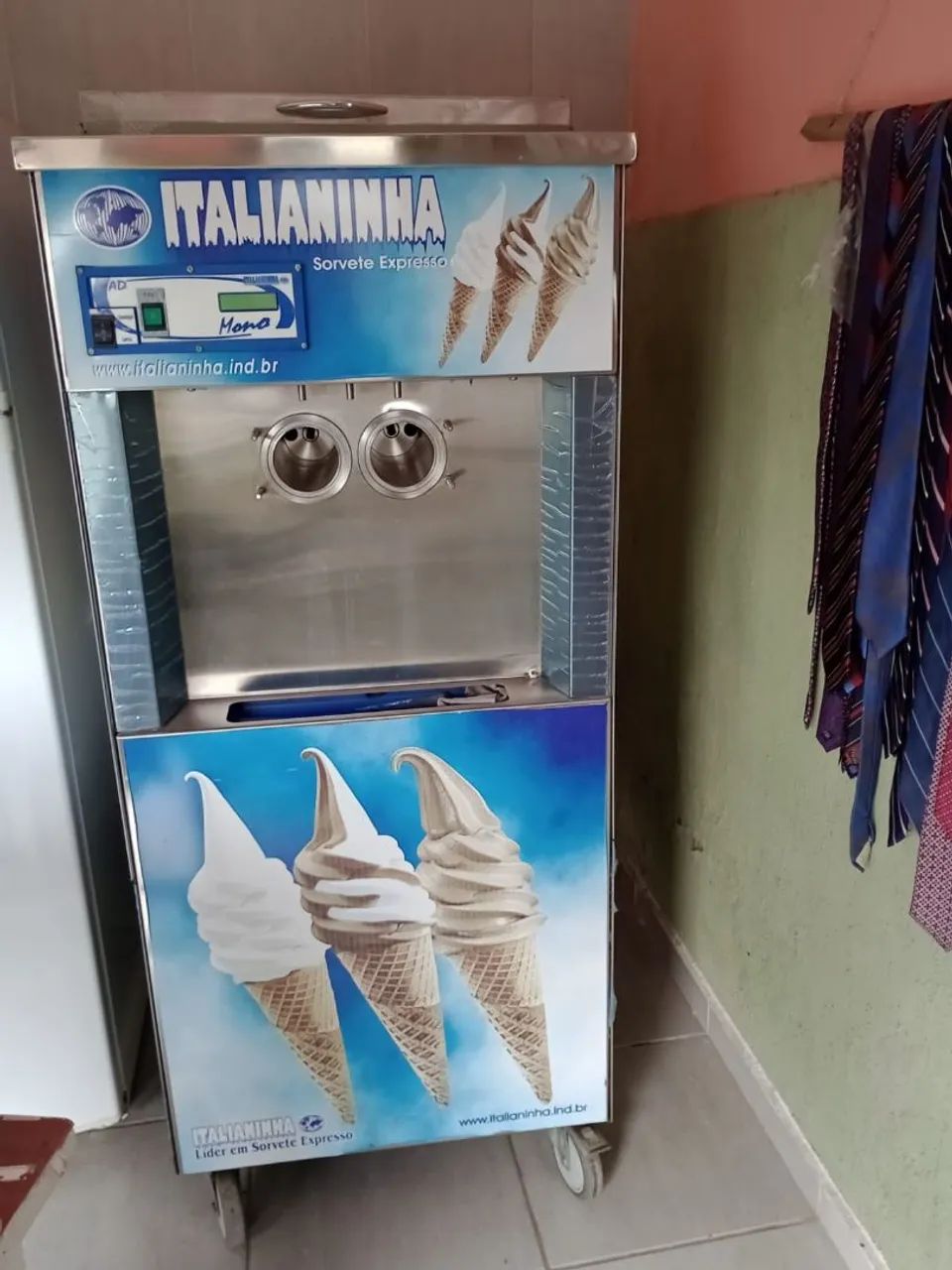 Máquina de Sorvete Expresso Italianinha