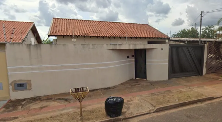 VENDE-SE 50% DE IMÓVEL RESIDENCIAL - ÓTIMA LOCALIZAÇÃO EM CAMPO GRANDE/MS