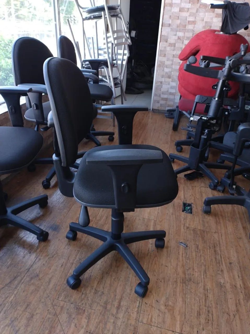 Cadeiras de Escritório - Executiva  - Foto 2