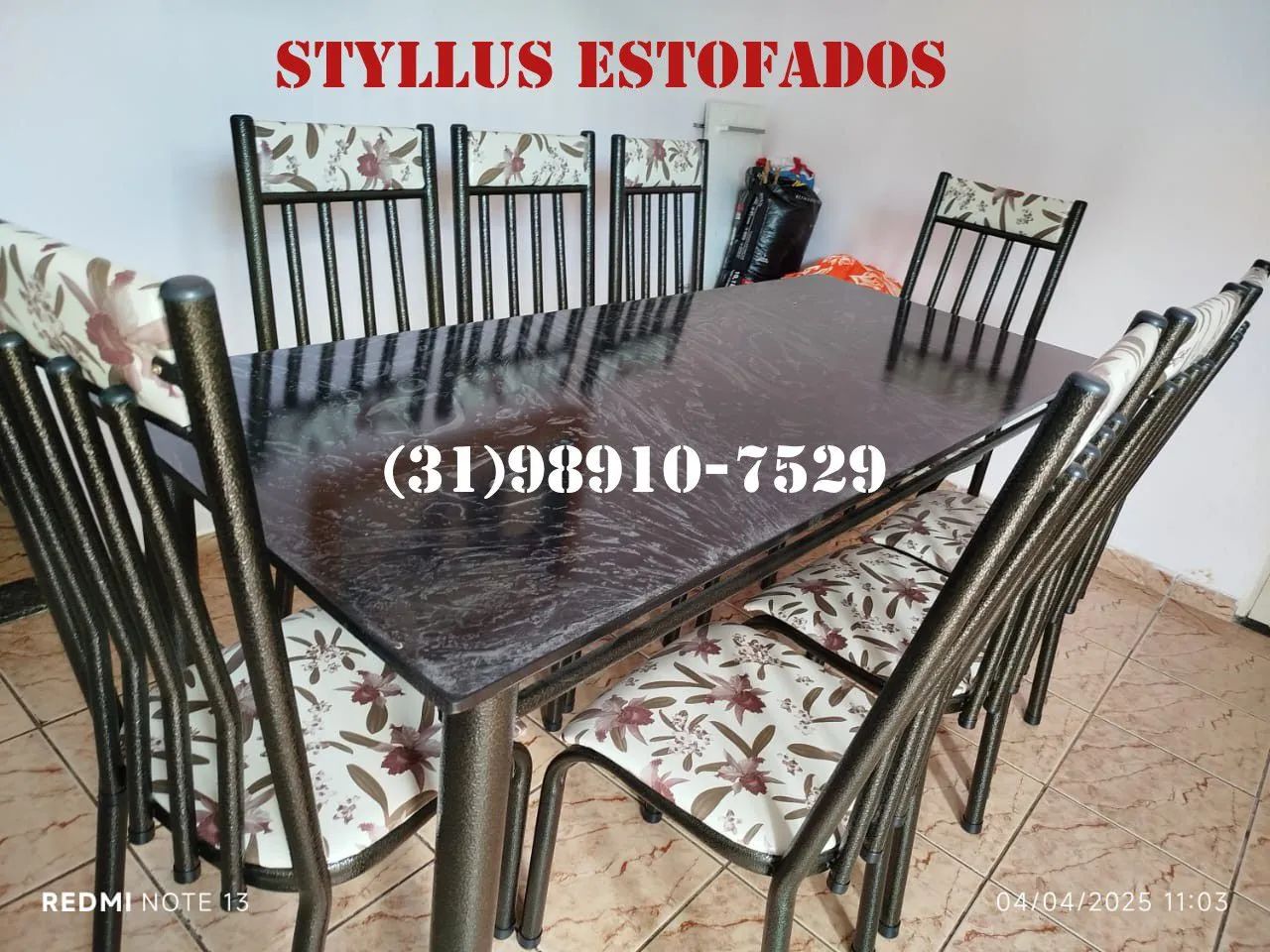 Mesa de Jantar 8 Cadeiras - Estofadas