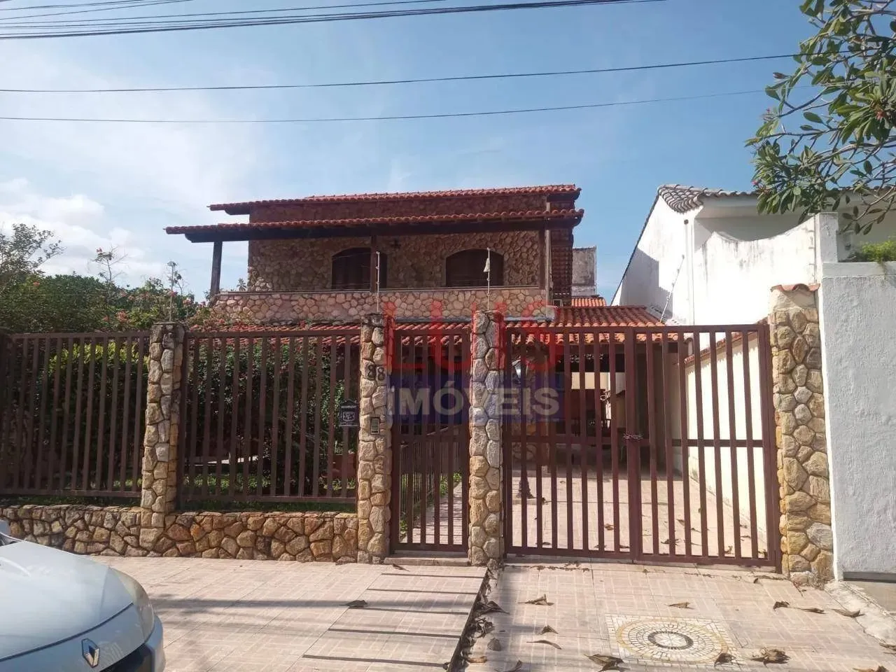 Casa com 4 dormitórios à venda, 398 m² por R$ 1.500.000,00 - Piratininga - Niterói/RJ