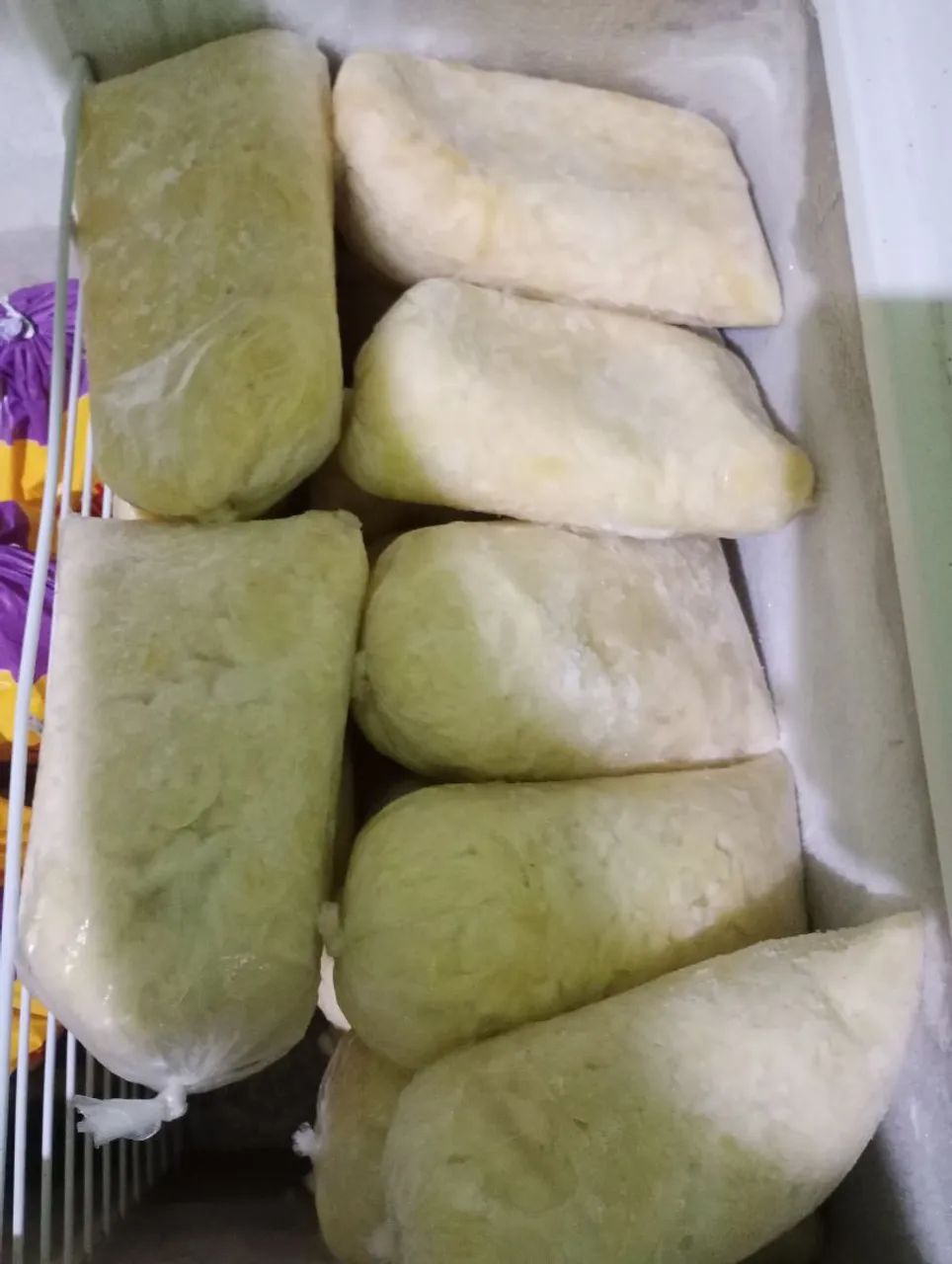 Vendo polpa de cupuaçu cortada na tesoura sem água apenas só tenho 50 kilos 