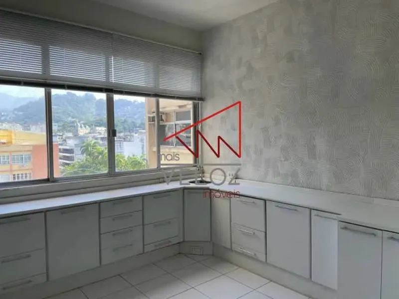 Sala-À VENDA-Catete-Rio de Janeiro-RJ
