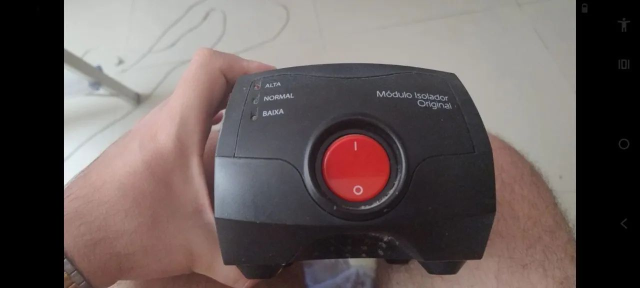 OPORTUNIDADE ÚNICA MÓDULO ISOLADOR ESTABILIZADO MARCA APC ANTIGA EM PERFEITO ESTADO 