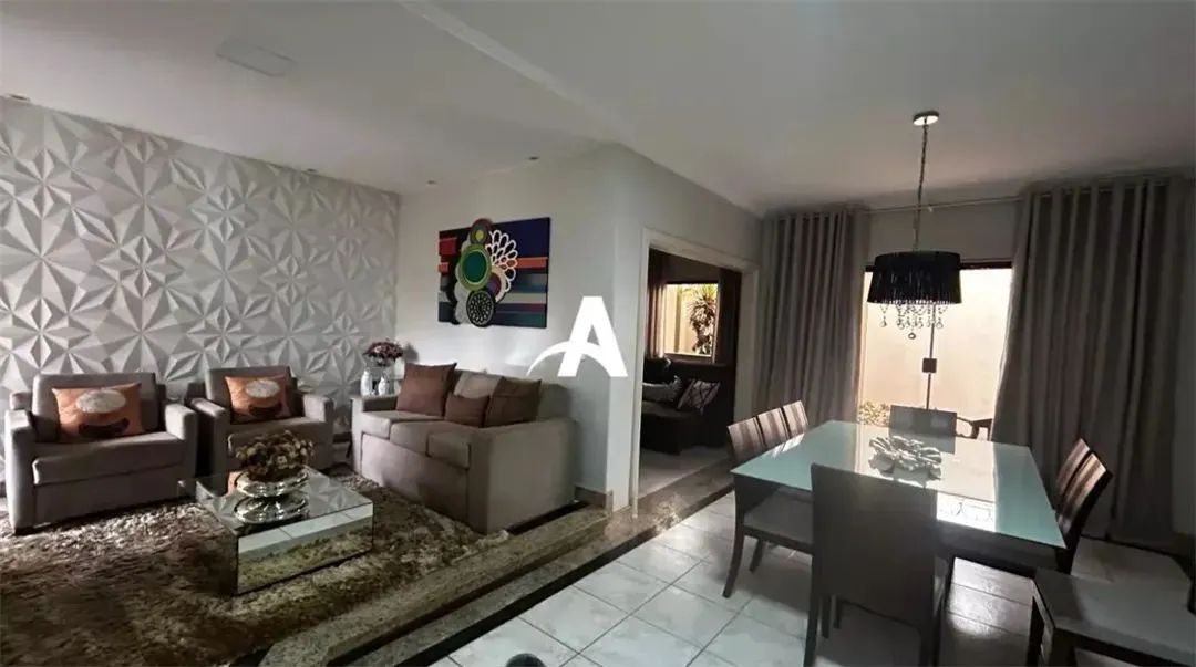 Casa com 280m² 4 quartos à venda no Segismundo Pereira