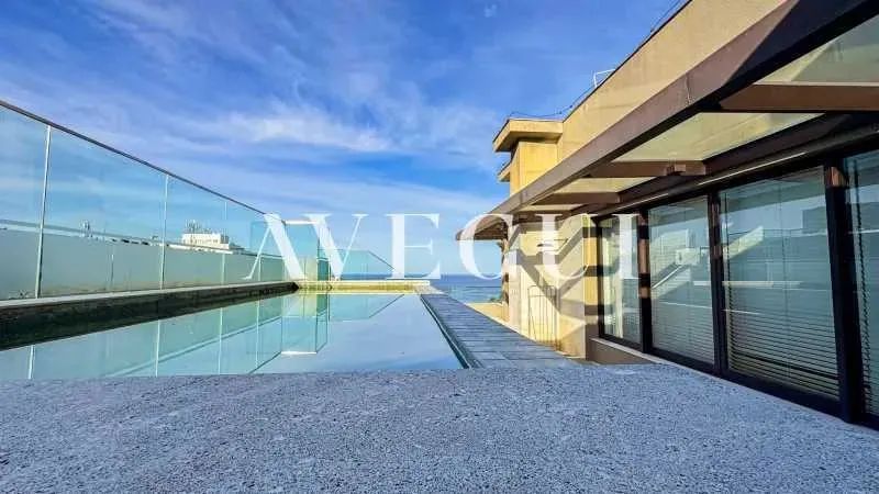 Cobertura linear reformada com 3 suítes, piscina e vista mar no Leblon. - Foto 2