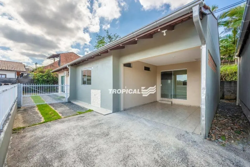 Casa com 2 dormitórios para alugar, 63 m² por R$ 1.525,00/mês - Badenfurt - Blumenau/SC