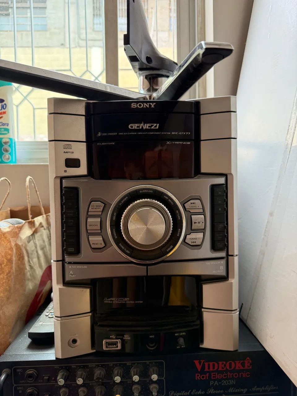 Sony Genezi GTX 77
