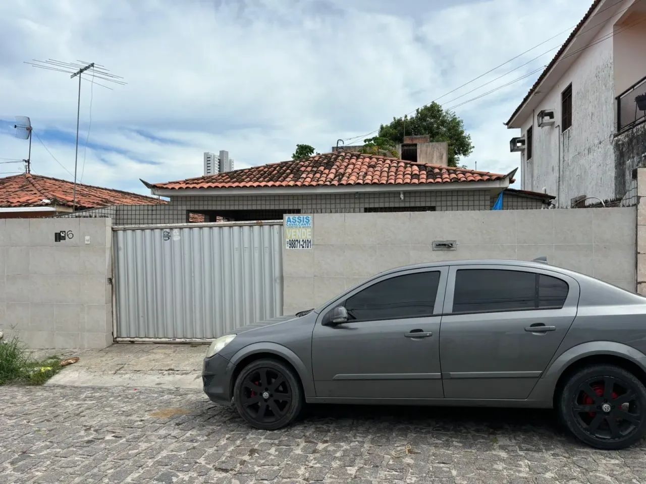 CASA A VENDA NUMA EXCELENTE RUA NO BAIRRO DOS IPES - Foto 2