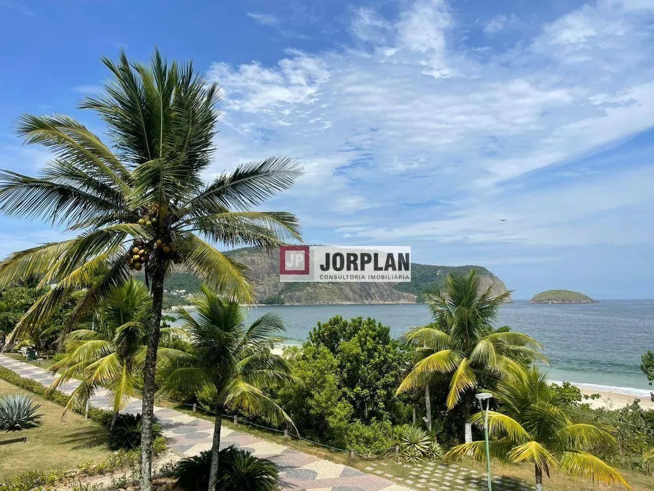 Apartamento com 4 dormitórios à venda, 180 m² por R$ 1.400.000,00 - Camboinhas - Niterói/R