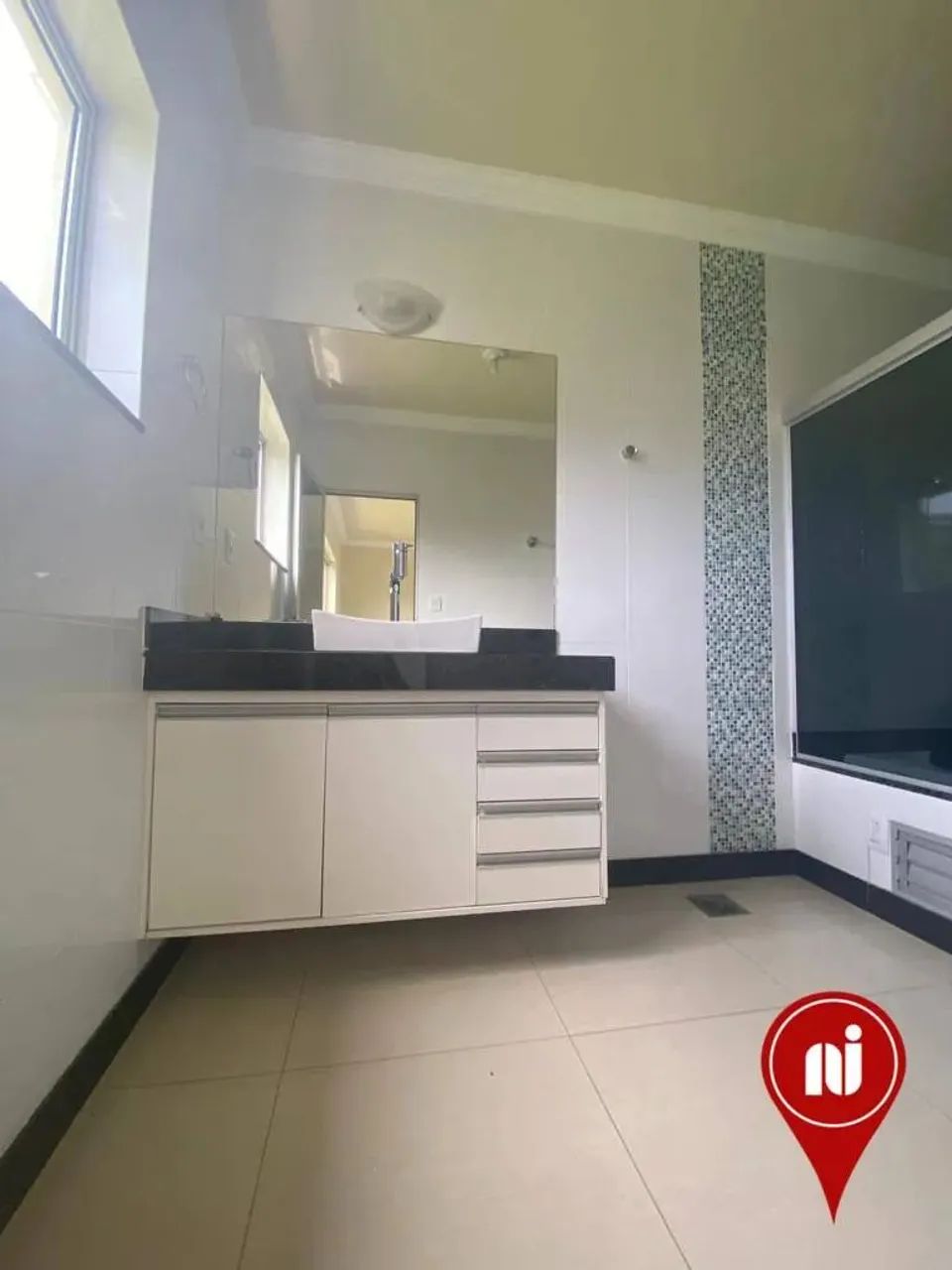 Casa com 3 dormitórios para alugar, 100 m² por R$ 3.350,00/mês - Lourdes - Brumadinho/MG - Foto 9