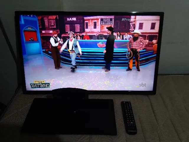 TV Samsung 32" HD F4200 Série 4 UN32F4200AG