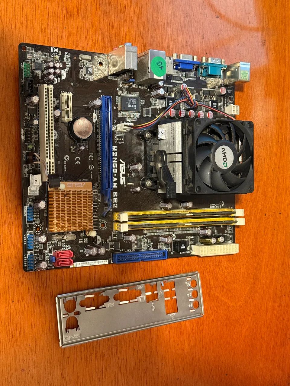 Placa Mãe Asus AM2 M2n68am-se2 - memoria e processador - Foto 2