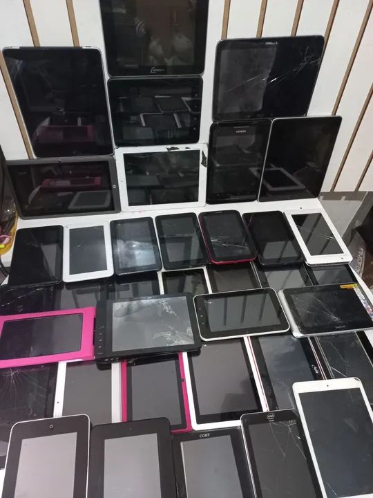   Lote 37 peças  Tablets para arrumar ou aproveitar peças 