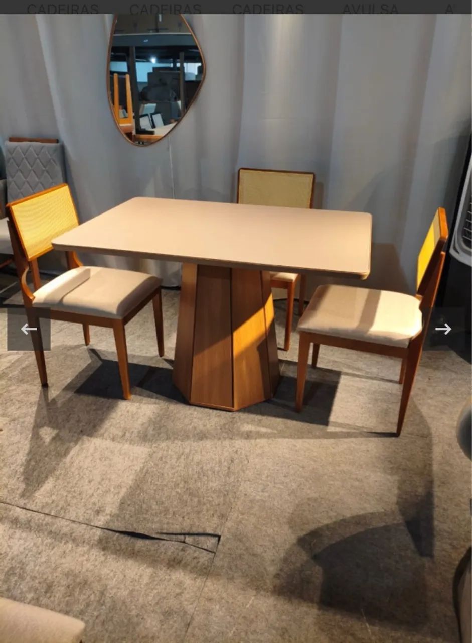 Mesa de Jantar Elegante com Design Moderno