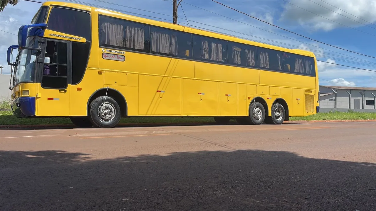 Ônibus busscar 300
