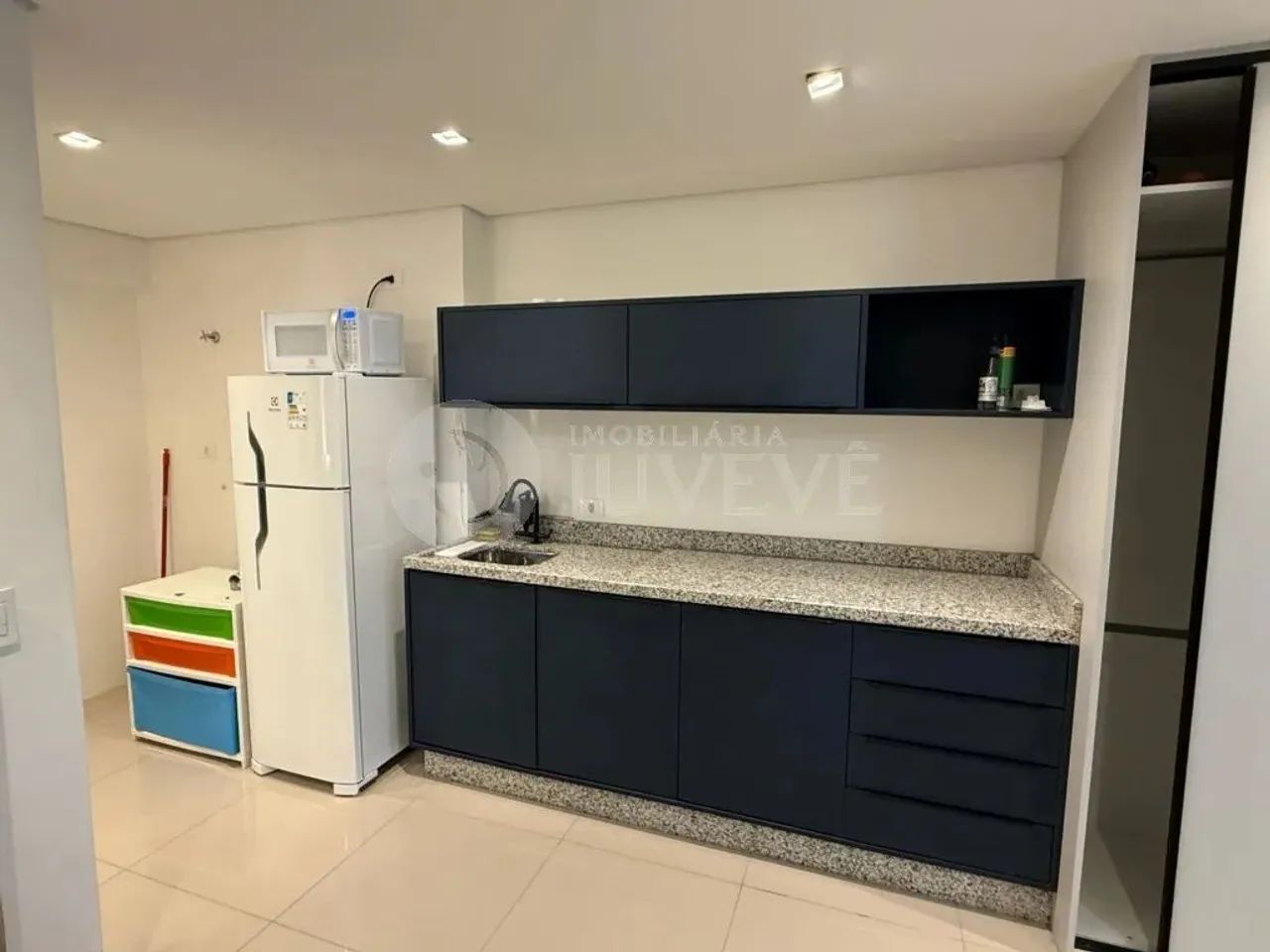 IMOBILIARIA JUVEVÊ ALUGA STUDIO CENTRO PRX SHOPPING ESTAÇÃO CASSOL PARANA CLUBE RODOFERROV - Foto 3