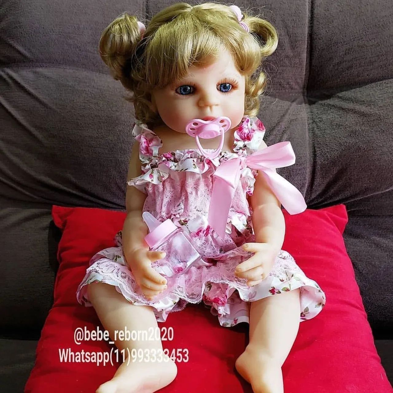 Boneca Reborn loira