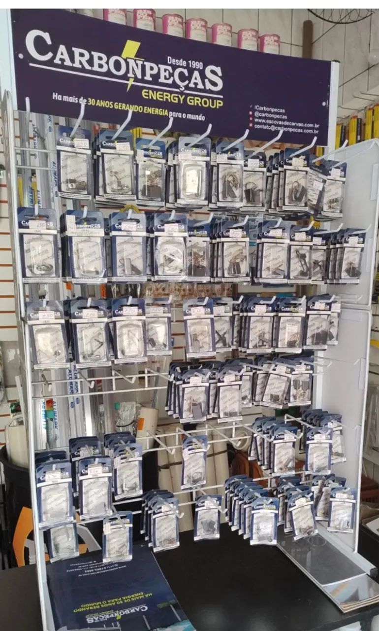 Expositor com carvão, parafusos e porcas para máquinas + mostruário 