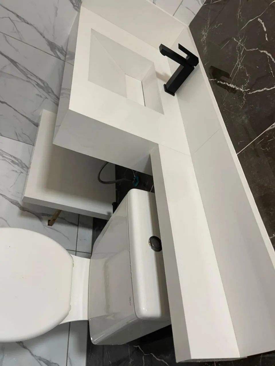 Bancada esculpida em porcelanato - Foto 3
