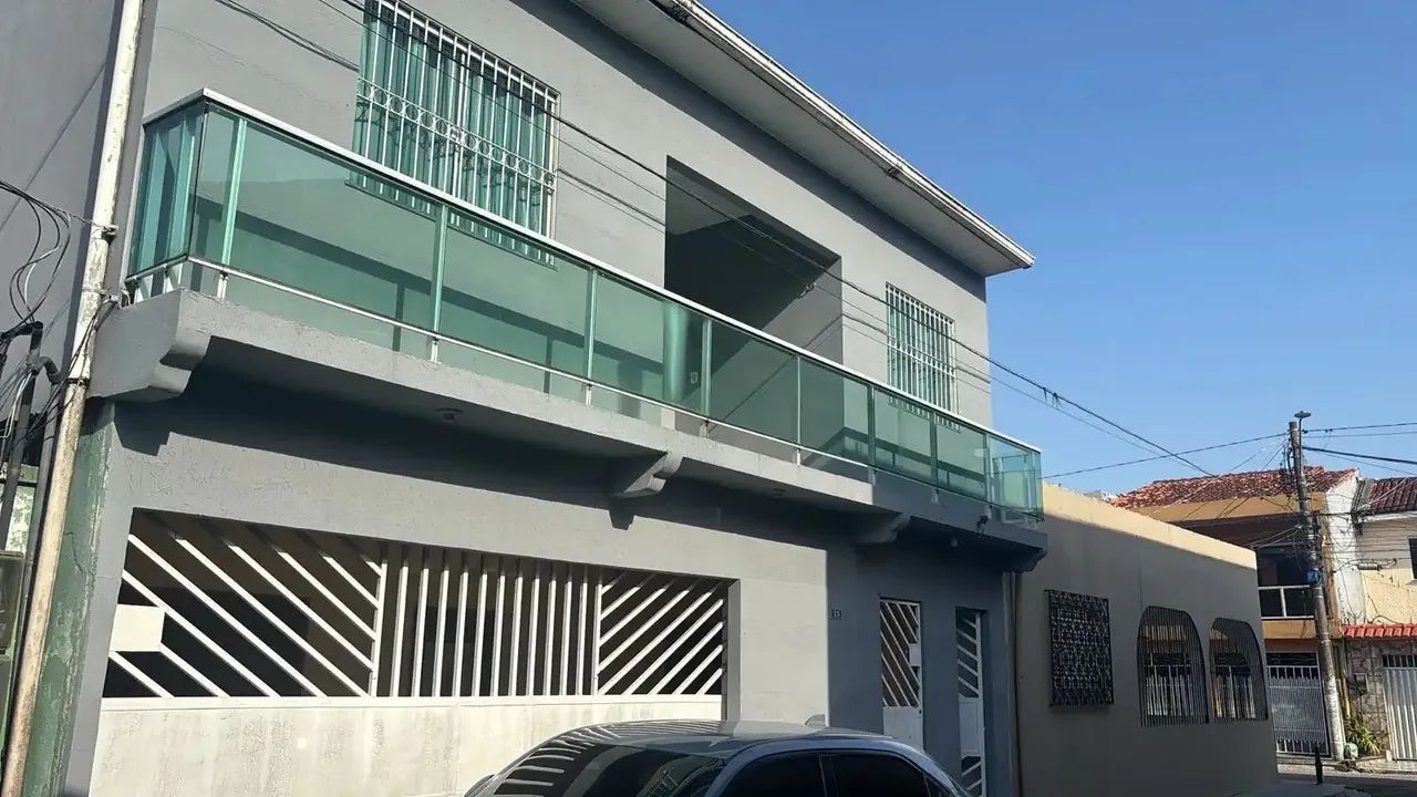 VENDO IMÓVEL AMPLO NO PETROPOLIS PROX AO COMANDO GERAL 