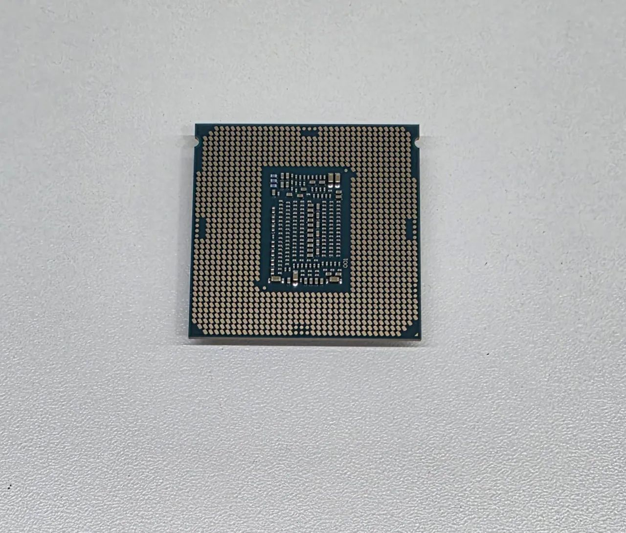 Processador Xeon E-2224 3.40GHZ - Foto 2