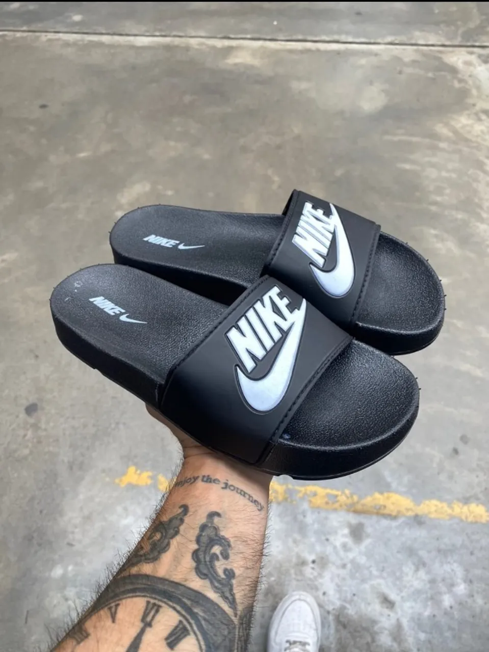 Chinelos Nike - Premium