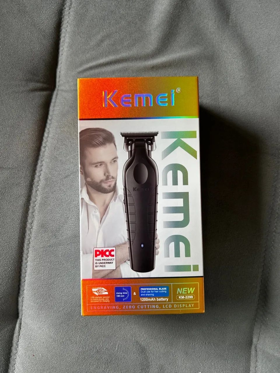 Máquina barbear Kemei  - Foto 3