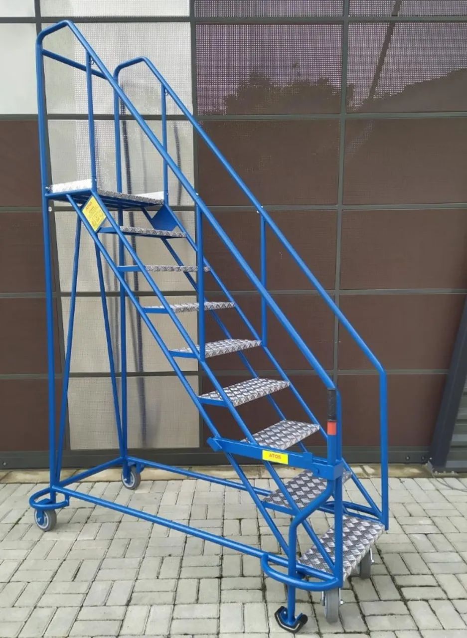 ESCADA PLATAFORMA - Foto 2