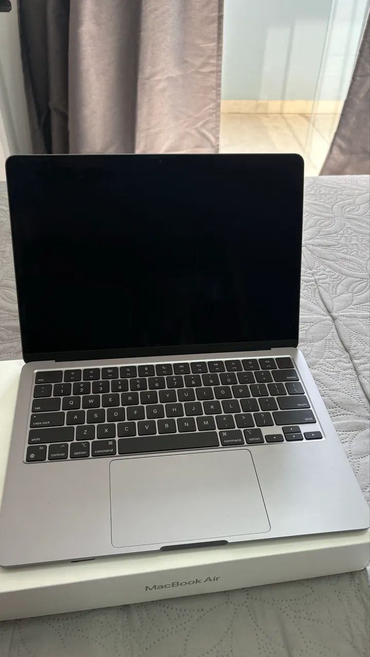 MacBook Air M264312622098049121