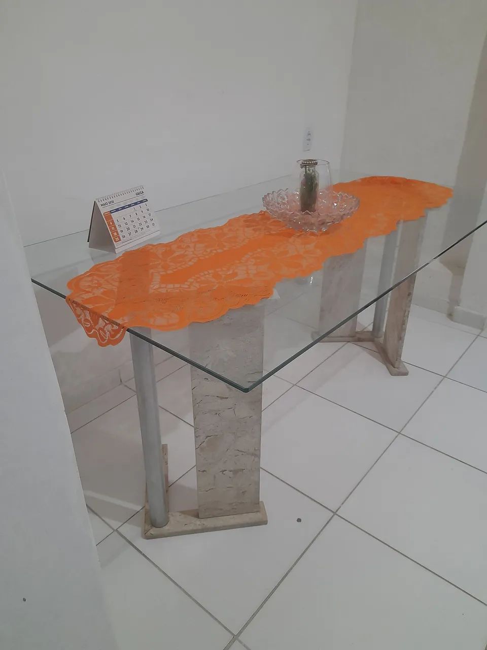 Dining table64520806967554120
