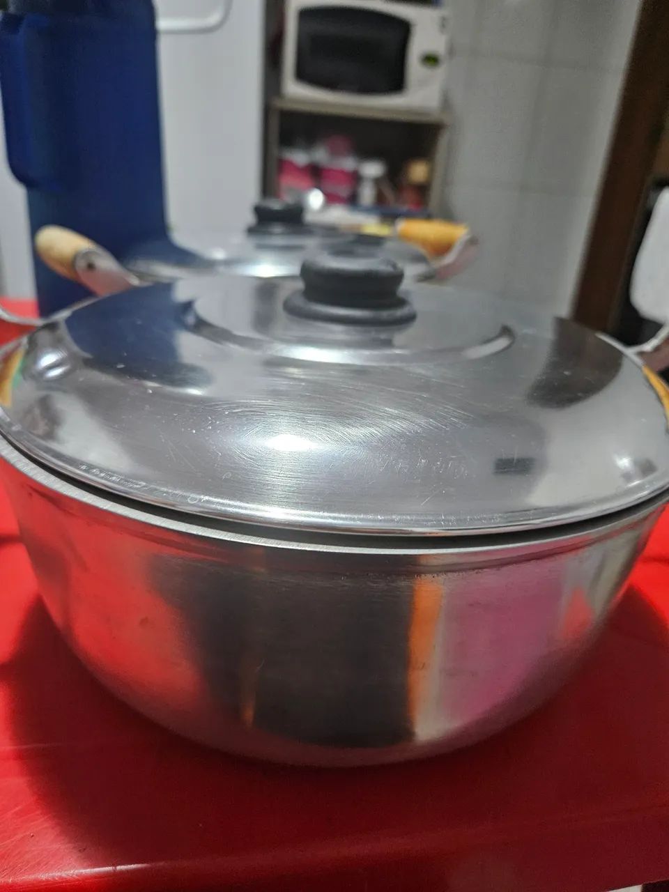 2 Panelas de Alumínio batido com Tampa - Foto 3