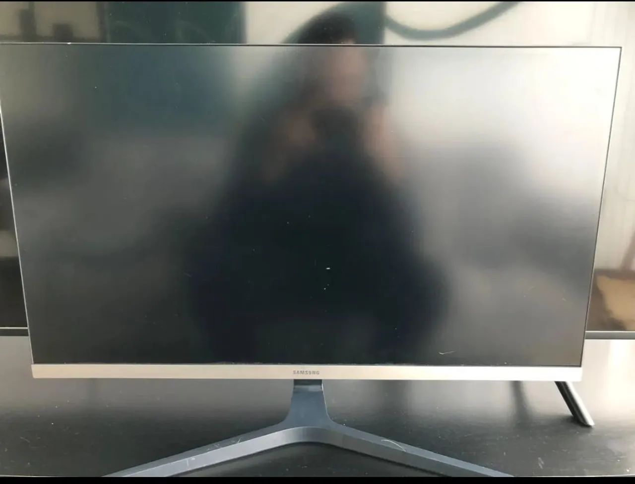 Monitor Samsung 28 polegadas 4K UHD - Foto 2