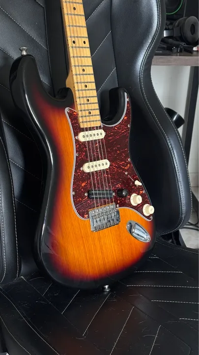 Guitarra tagima com malagoli