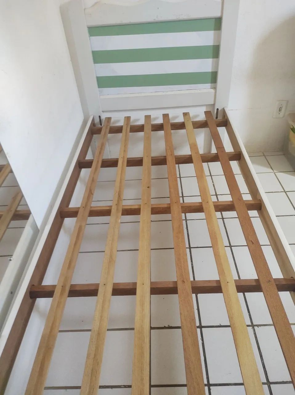 Linda cama em MDF branca  - Foto 4