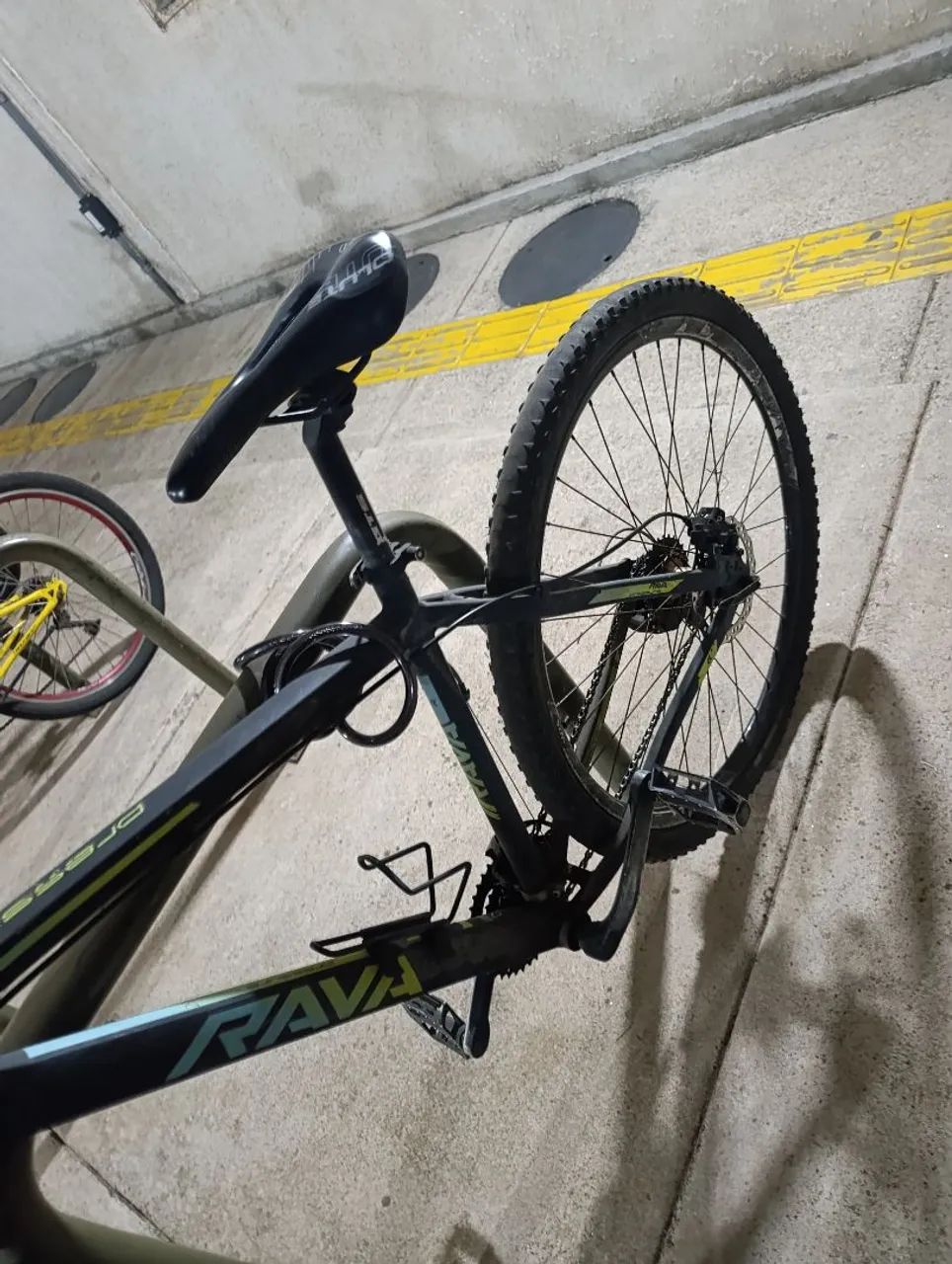 Bicicleta aro 29 - Foto 4
