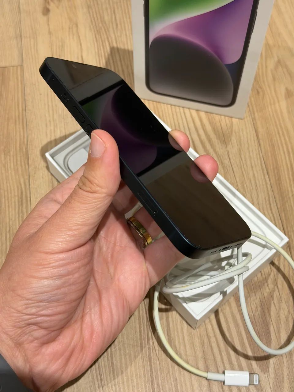 iPhone 14 Midnight