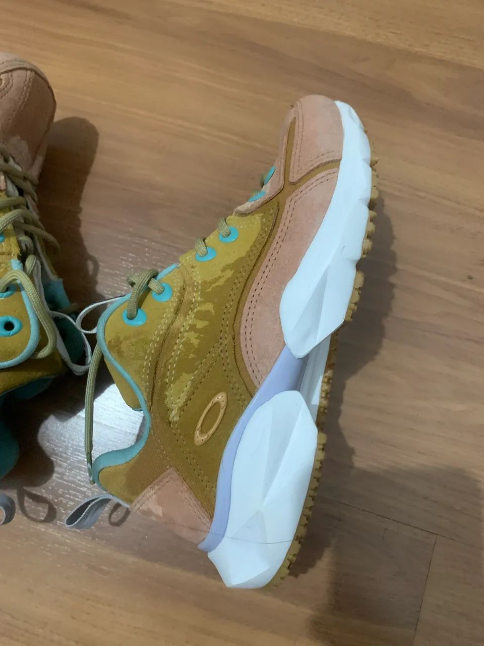 Tênis running 39 Oakley 