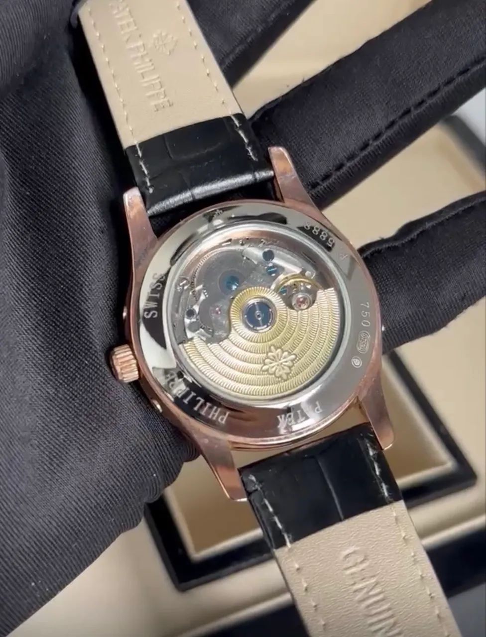 Relógio Masculino Patek Philippe - Safira - Automático - Couro -  Prem AAA+ - Foto 5